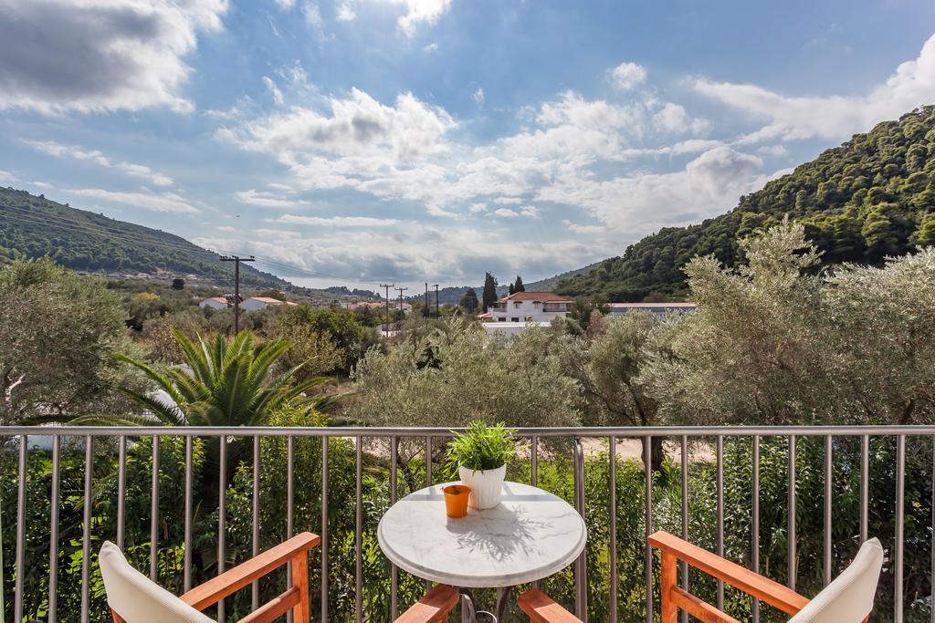 Smaragdi Rooms And Studios Skopelos Extérieur photo