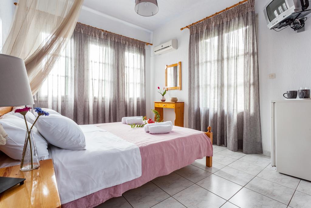 Smaragdi Rooms And Studios Skopelos Extérieur photo